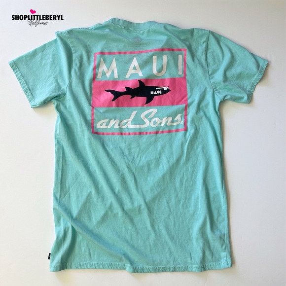 Maui and Sons Classic Shark T- Shirt - Picture 3 of 7